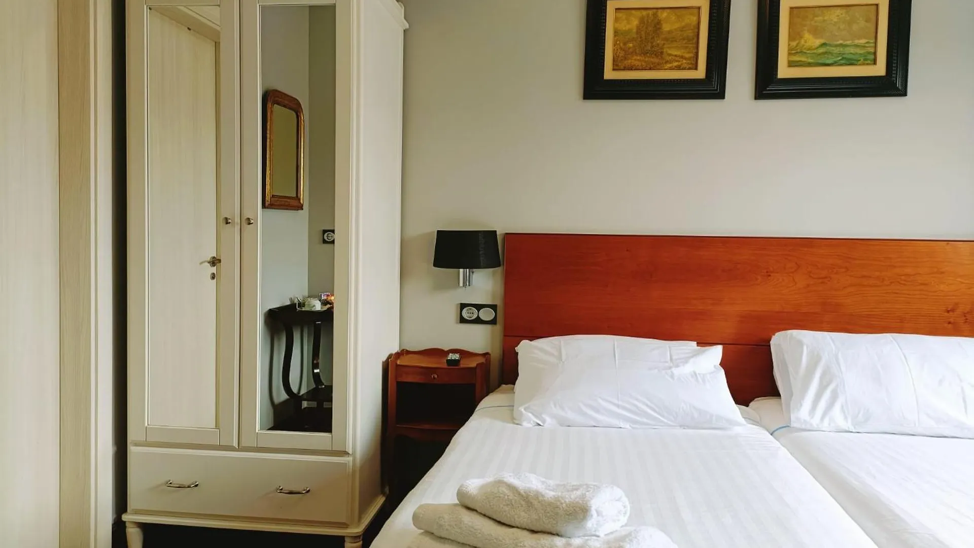 Bed and breakfast Rooms Tribunak Lasarte España